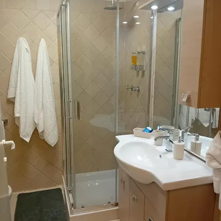 House Magie 2 E 3 Apartment Marco Simone