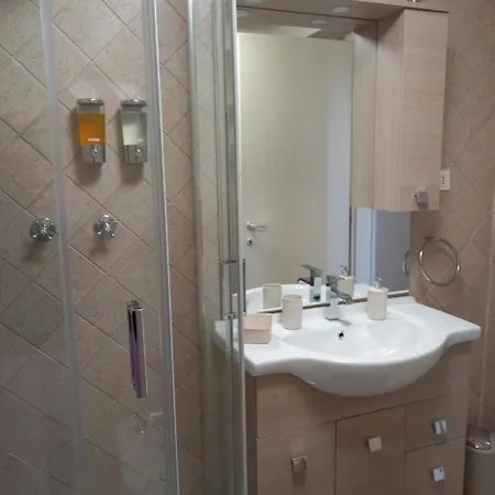 Apartment House Magie 2 E 3