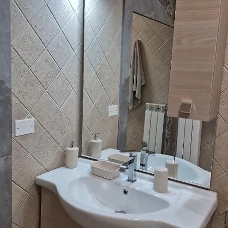 House Magie 2 E 3 Apartment Marco Simone