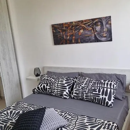 House Magie 2 E 3 Apartment